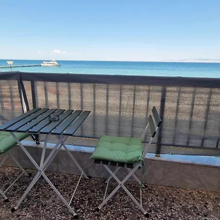 Waves Apartment *